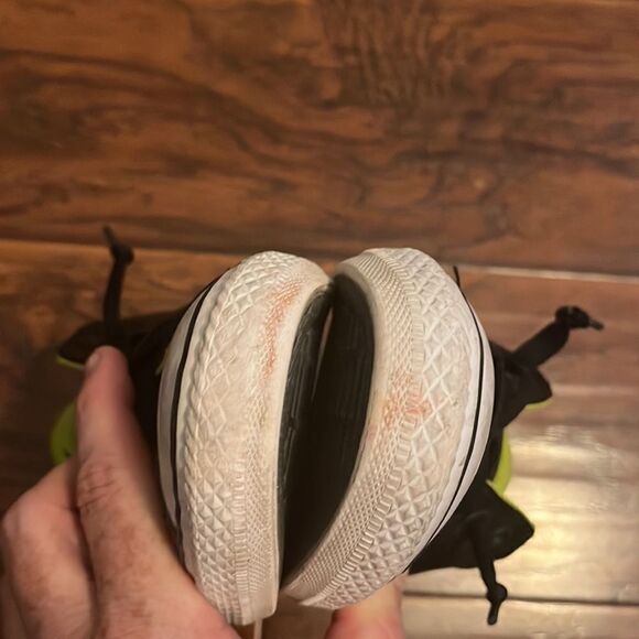 Converse Black Sneaker Shoes - Picture 9 of 10